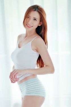 美女露隐私